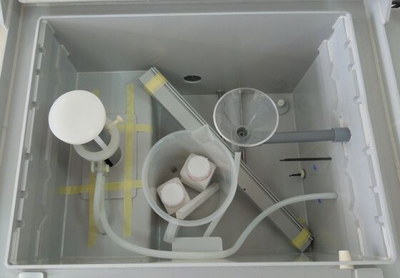 Máy thử phun muối PV trong phòng thí nghiệm, buồng thử nghiệm ăn mòn phun muối, máy kiểm tra lão hóa phun muối mô-đun quang điện
